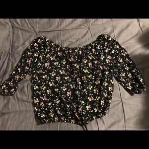 Free Kisses off the shoulder top